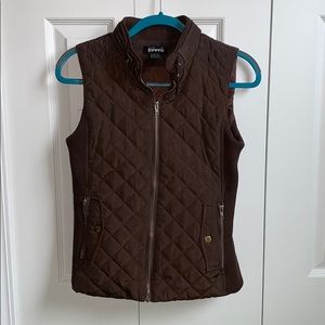 Brown medium vest with gold zippers